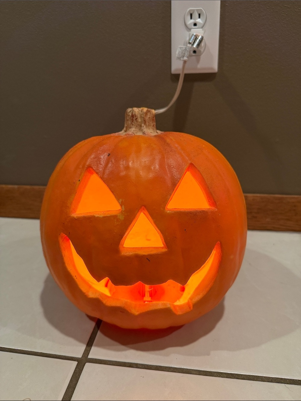 Vintage 1993 Trendmaster Halloween Foam Mold Jack O Lantern Lighted Pumpkin Blow